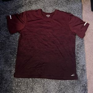 Mens burgundy running tee